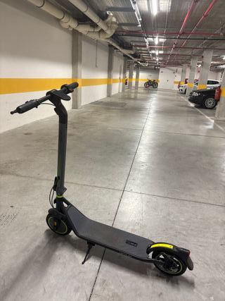 Patinete eléctrico Cecotec Bongo.