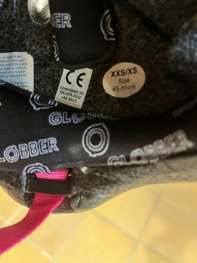 Casco Globber Fucsia Talla 45-51 cm