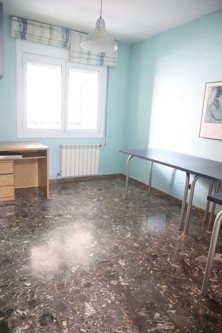 Piso en venta en Centre - Cordelles en Cerdanyola del Vallès
