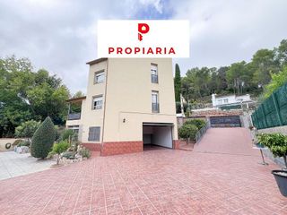 Chalet en venta en Cervelló