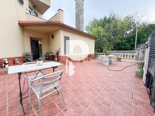 Chalet en venta en Cervelló