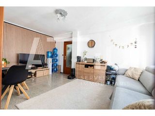Piso en venta en Artigas - Llefià en Badalona