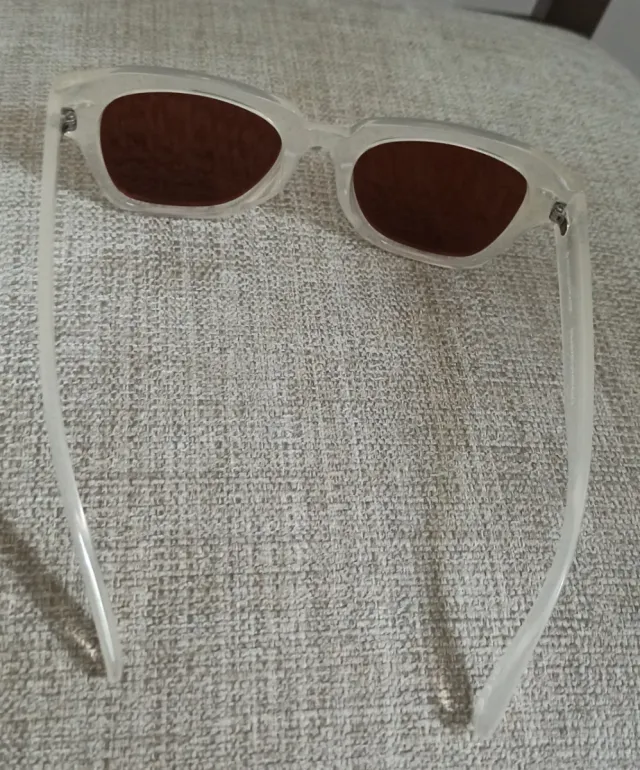 Gafas de sol mujer blancas y marrones marca CICLO