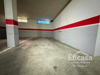 Casa adosada en venta en Tomelloso