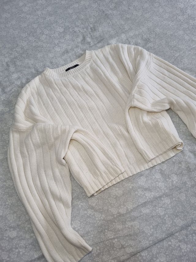 Jersey Bershka blanco punto ancho