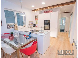 Piso en venta en Puerto Chico en Santander