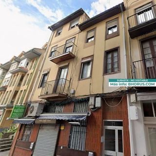 Piso en venta en Puerto Chico en Santander