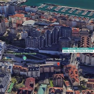 Piso en venta en Puerto Chico en Santander