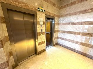 Piso en venta en Ermitagaña - Mendebaldea en Pamplona