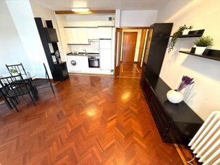 Piso en venta en Ermitagaña - Mendebaldea en Pamplona