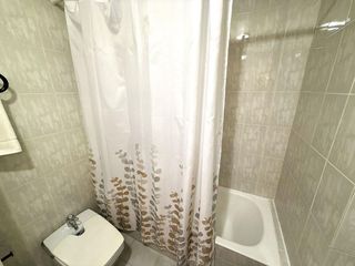 Piso en venta en Ermitagaña - Mendebaldea en Pamplona