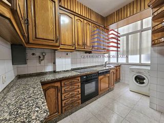 Piso en venta en Centro en Ourense