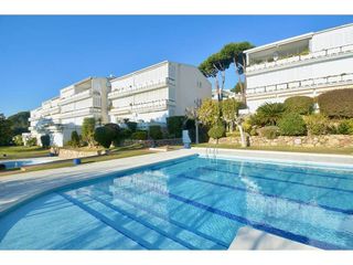 Piso en venta en Els Pins - Politur en Castell-Platja d´Aro