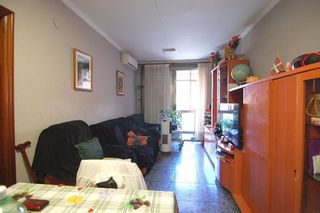 Piso en venta en Artigas - Llefià en Badalona