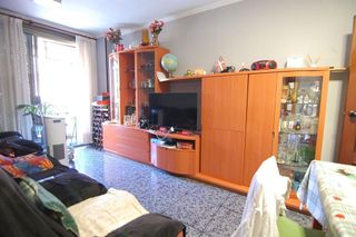 Piso en venta en Artigas - Llefià en Badalona
