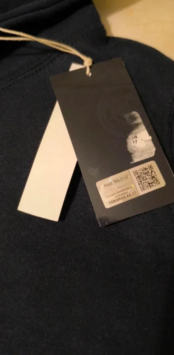 Sudadera Real Madrid Talla 7-8 Azul Marino. Nueva.