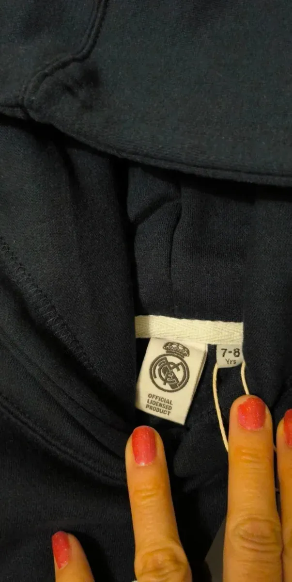 Sudadera Real Madrid Talla 7-8 Azul Marino. Nueva.