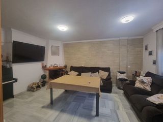 Casa adosada en venta en Cártama