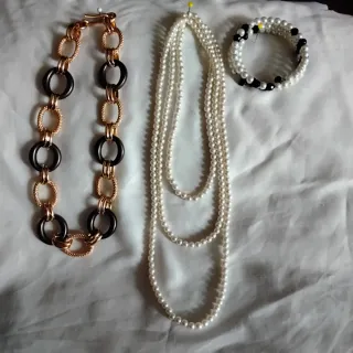 Collar y pulsera eslabones dorado y negro
