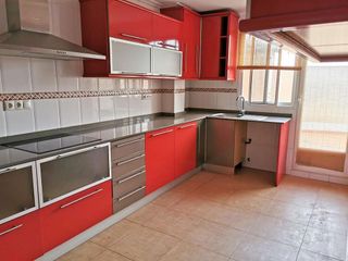Casa adosada en venta en Tobarra
