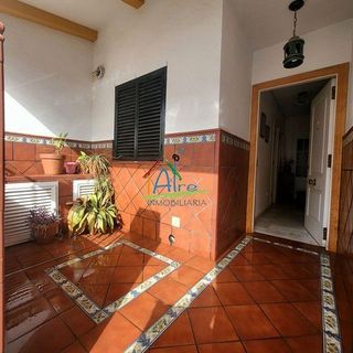 Casa adosada en venta en Gines