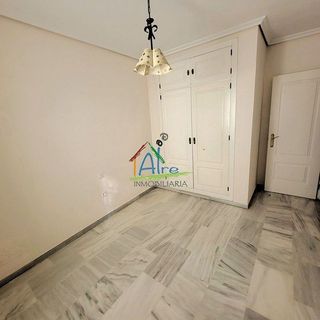 Casa adosada en venta en Gines