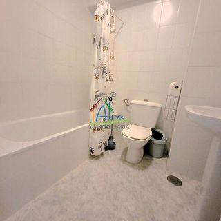 Casa adosada en venta en Gines