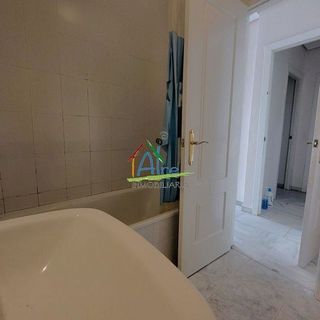 Casa adosada en venta en Gines