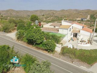 Casa adosada en venta en Lubrín