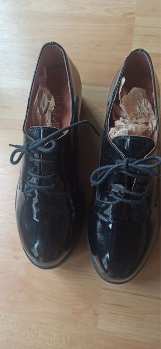 Zapatos com plataforma charol piel negros