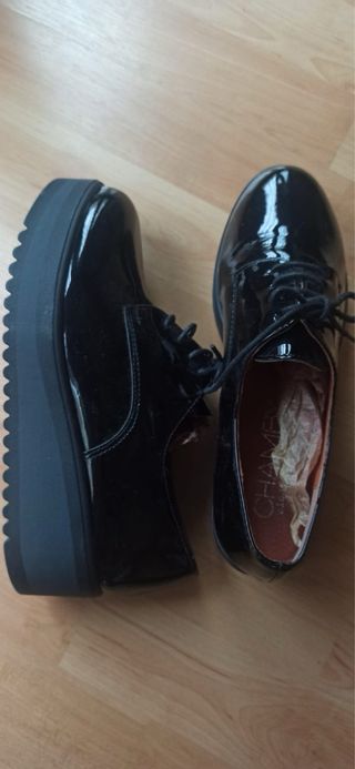 Zapatos com plataforma charol piel negros