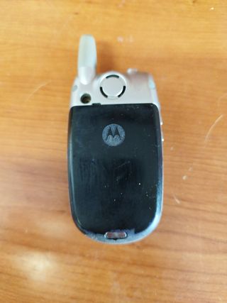 Teléfono Móvil Motorola MQ3 Plata.