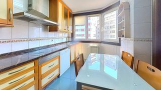 Piso en venta en Os Mallos - San Cristóbal en Coruña (A)