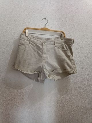 Bermudas chica beige