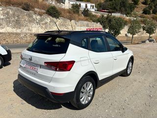 SEAT Arona 2021