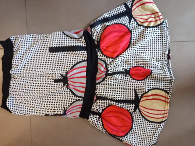 Vestido estampado floral talla L