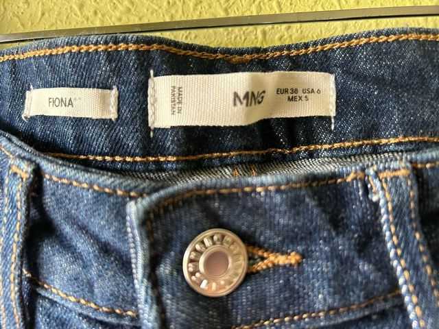 Vaqueros campana Mango Talla M nuevos