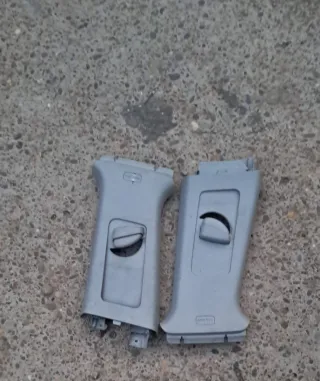 Plástico pilar cinturones coche