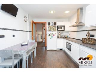 Casa pareada en venta en Alisal - Cazoña - San Román en Santander