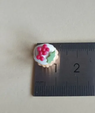 cupcake Navideño. Casa de muñecas escala 1:12