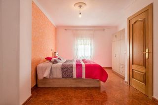 Casa adosada en venta en Alhendín