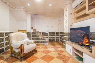 Casa adosada en venta en Alhendín