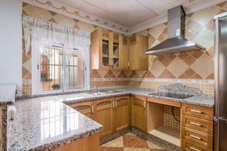 Casa adosada en venta en Alhendín