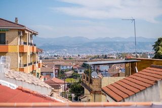 Casa adosada en venta en Alhendín