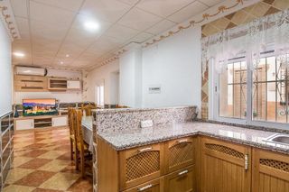 Casa adosada en venta en Alhendín