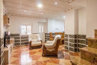 Casa adosada en venta en Alhendín