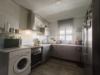 Casa adosada en venta en La Paz en Alcalá de Guadaira