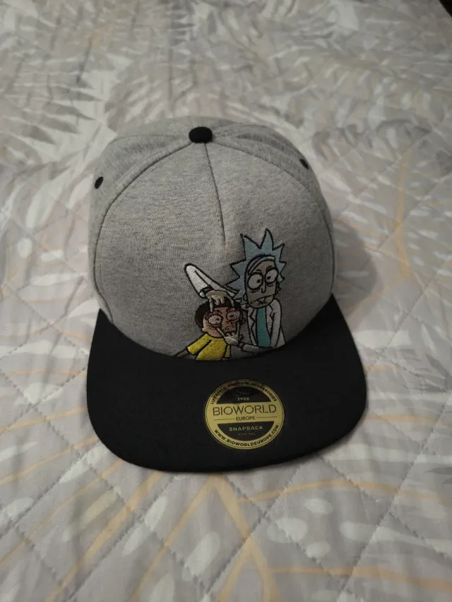 Gorra Rick y Morty Bioworld Snapback Gris/Negro