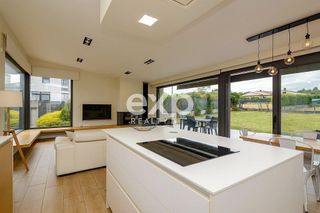 Chalet en venta en Bernueces en Gijón