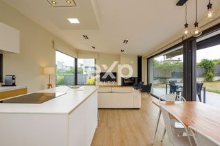 Chalet en venta en Bernueces en Gijón